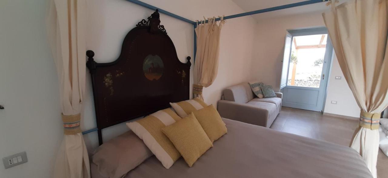 Lispusada Adults Only Bed & Breakfast *